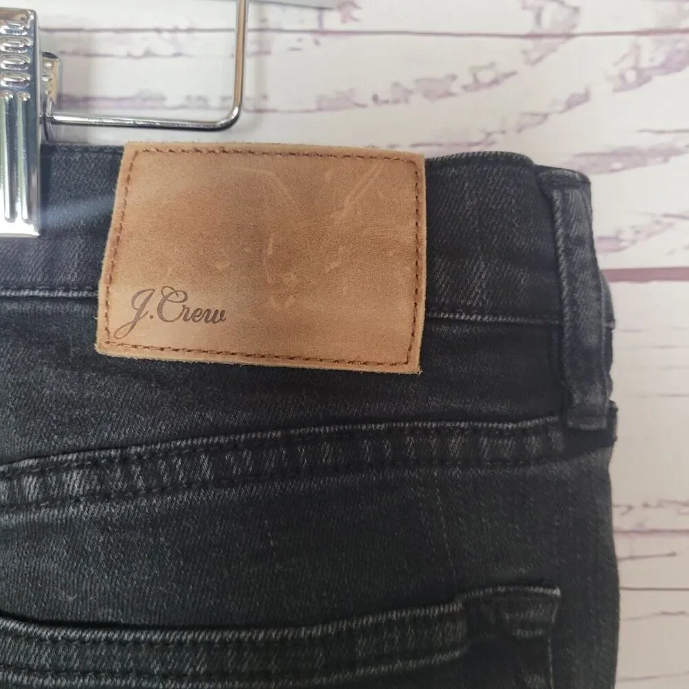 J. Crew Black Denim‎ Slim Broken in Boyfriend Mid Rise Jeans Womans Size 29T